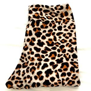 Cheetah print LuLaRoe kids SM leggings